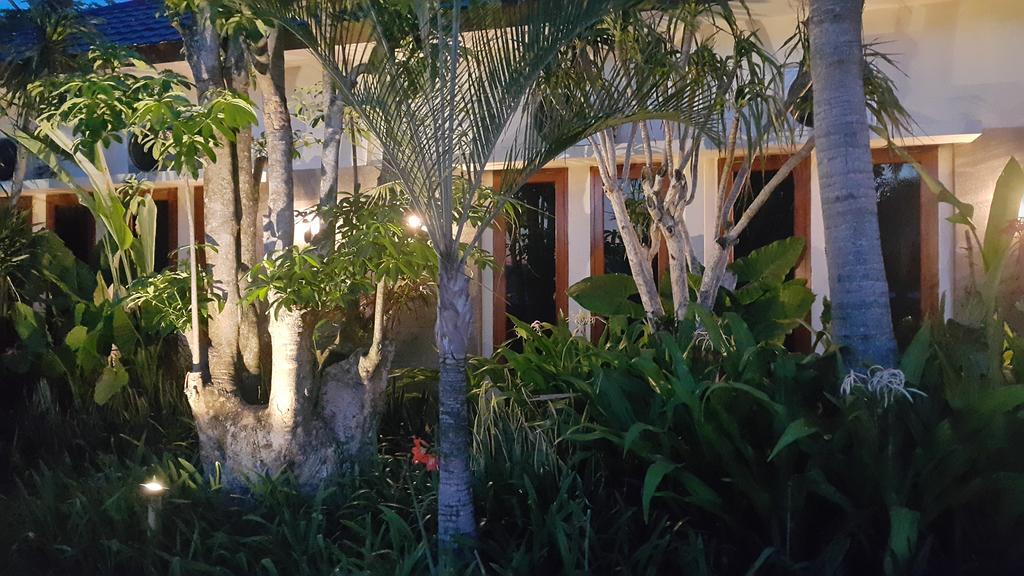 Kampoeng Nelayan Hotel Palu Luaran gambar