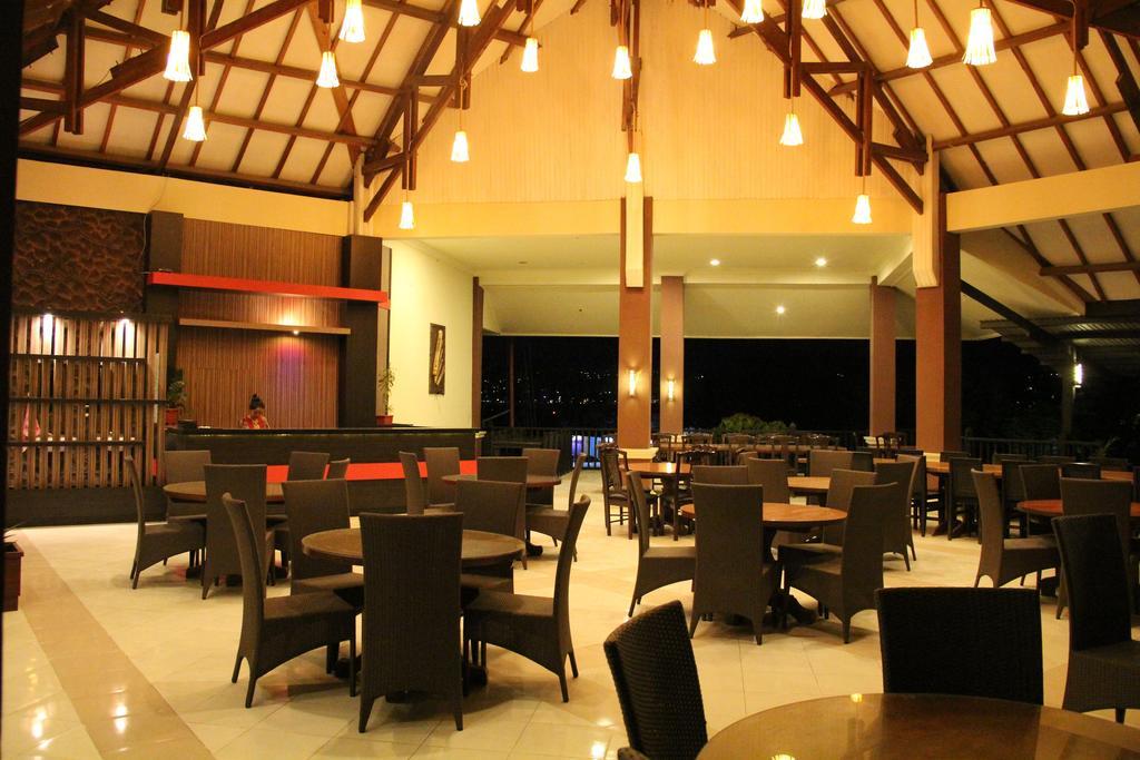 Kampoeng Nelayan Hotel Palu Luaran gambar