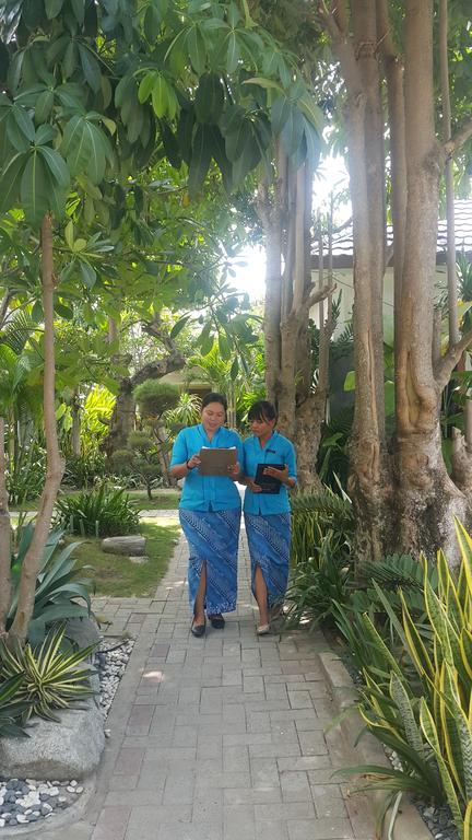 Kampoeng Nelayan Hotel Palu Luaran gambar